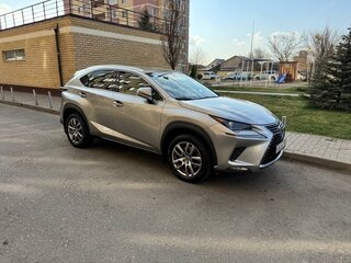 2020 Lexus NX 200 I Рестайлинг, серебристый, 3100000 рублей, вид 1