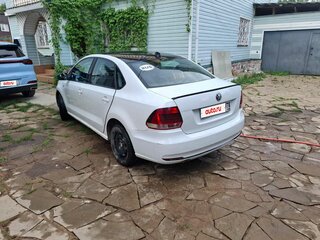 2016 Volkswagen Polo V Рестайлинг, белый, 475000 рублей, вид 3