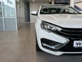 2026 Lada (ВАЗ) Vesta CNG I Рестайлинг (NG), белый, 2105000 рублей - вид 4