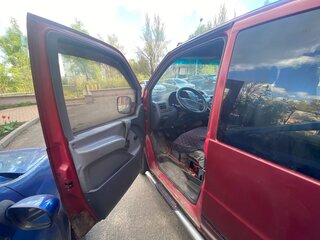 1998 Mercedes-Benz Vito 108 CDI I (W638), красный, 700000 рублей, вид 5