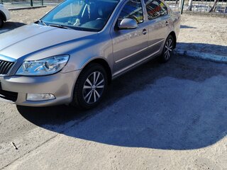 2012 Skoda Octavia II (A5) Рестайлинг, чёрный, 900000 рублей, вид 1