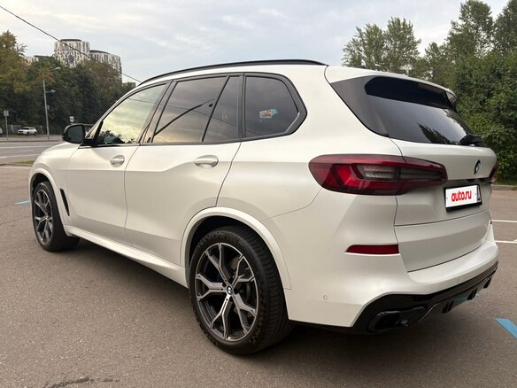 2020 BMW X5 40i IV (G05/G18), белый, 8525000 рублей - вид 6