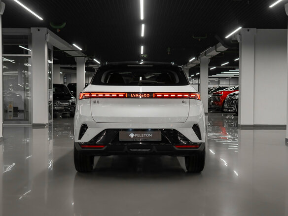 2026 Lynk & Co 06 I Рестайлинг, белый, 3450000 рублей - вид 5