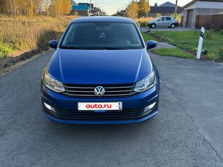 2018 Volkswagen Polo V Рестайлинг, синий, 1000000 рублей, вид 1