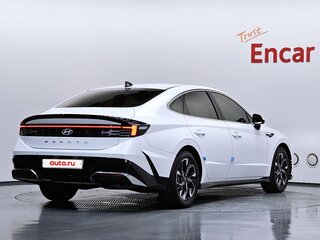 2024 Hyundai Sonata VIII (DN8) Рестайлинг, белый, 2253000 рублей, вид 2