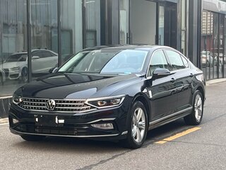 2026 Volkswagen Magotan B8 Рестайлинг, чёрный, 2607700 рублей, вид 1