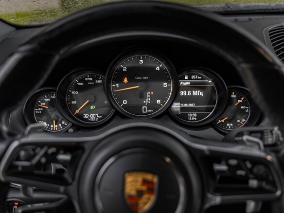 2014 Porsche Cayenne Diesel II Рестайлинг (958), коричневый, 2600000 рублей - вид 3