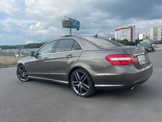 2011 Mercedes-Benz E-Класс 200 7G-Tronic IV (W212, S212, C207), серый, 1500000 рублей, вид 4