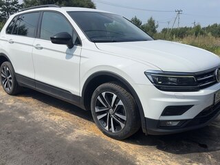 2019 Volkswagen Tiguan II, белый, 2000000 рублей, вид 1