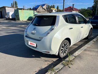 2012 Nissan Leaf (EM61) I (ZE0/AZE0), белый, 590000 рублей, вид 3