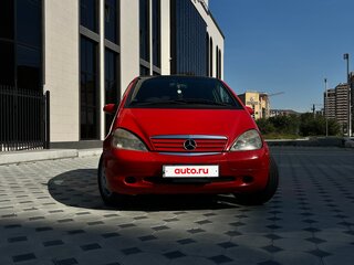 2001 Mercedes-Benz A-Класс 160 I (W168) Рестайлинг, красный, 280000 рублей, вид 2