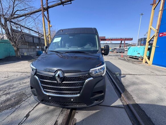 2024 Renault Master, чёрный, 4700000 рублей - вид 2