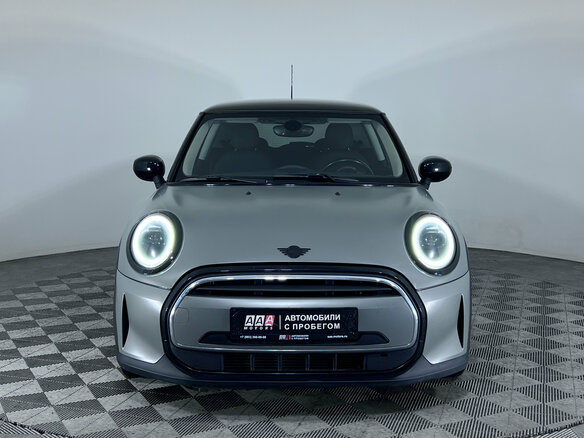 2021 Mini Hatch Cooper III (F55/F56) Рестайлинг 2, серый, 1850000 рублей - вид 1
