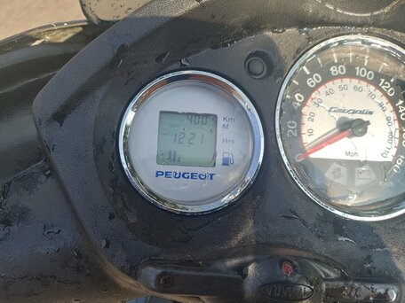 2011 Peugeot Geopolis 500, чёрный, 455000 рублей, вид 2