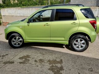 2006 Daihatsu Terios II, зелёный, 650000 рублей, вид 3