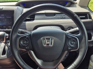 2021 Honda Freed+ II Рестайлинг, чёрный, 1595000 рублей, вид 4