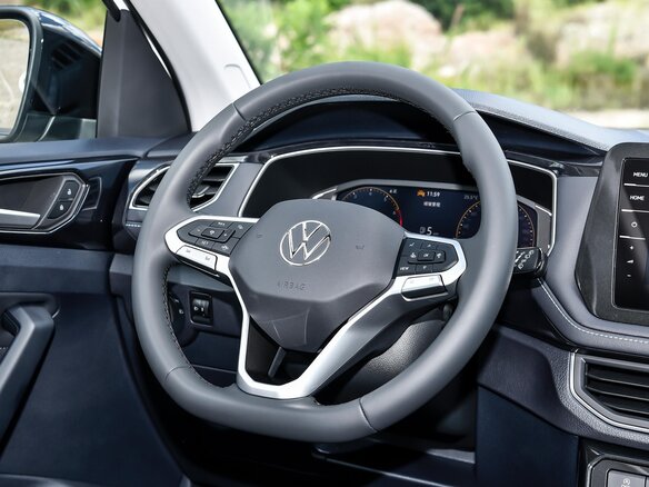 2025 Volkswagen Tharu 300 TSI I Рестайлинг, белый - вид 18