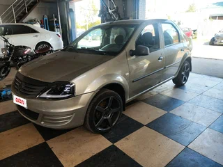 2011 Renault Logan I Рестайлинг, бежевый, 400000 рублей, вид 2