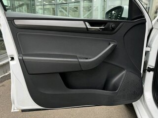 2019 Skoda Rapid I Рестайлинг, белый, 1399000 рублей, вид 5