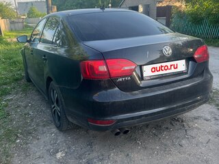 2011 Volkswagen Jetta VI, чёрный, 550000 рублей, вид 3
