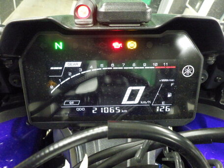 2021 Yamaha YZF-R7, синий, 830000 рублей, вид 3