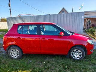 2010 Skoda Fabia II Рестайлинг, красный, 430000 рублей, вид 5