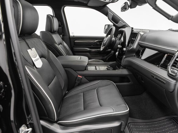 2026 Ram 1500 Crew Cab eTorque V Рестайлинг, чёрный, 11090000 рублей - вид 24
