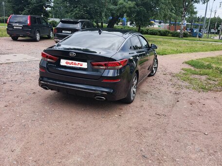 2019 Kia Optima IV Рестайлинг, синий, 1500000 рублей, вид 5
