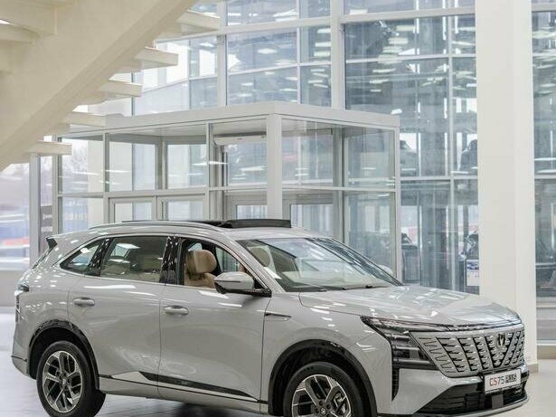 Открыть фотографии: Changan CS75 Plus IV