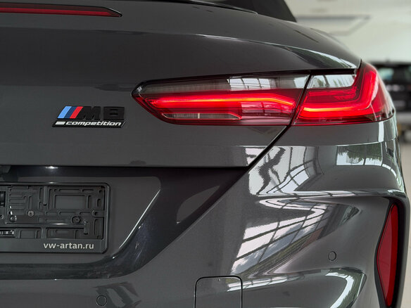 2019 BMW M8 Competition I (F91/F92/F93), серый - вид 16