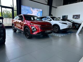 2026 Omoda C5 II, красный, 2929000 рублей, вид 3