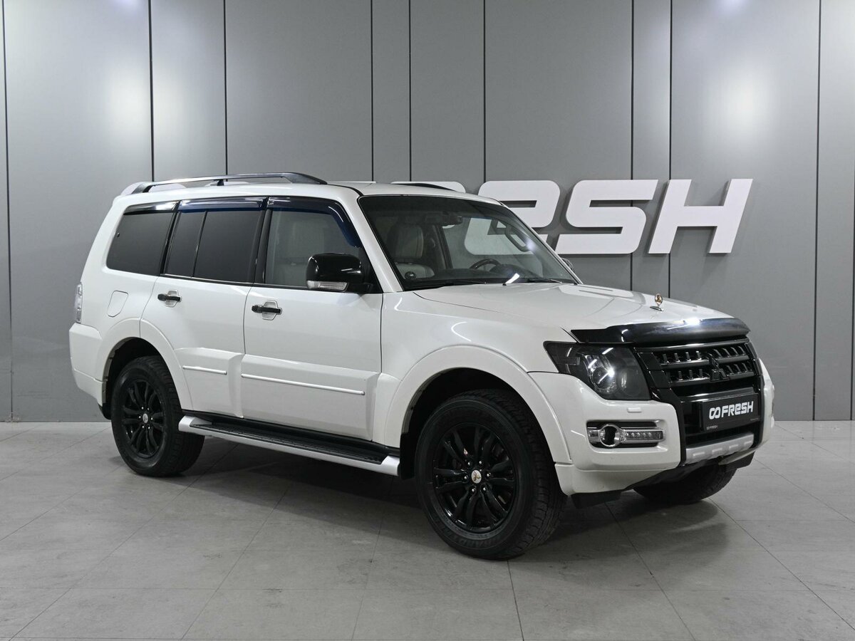 Открыть фотографии: Mitsubishi Pajero IV Рестайлинг 2