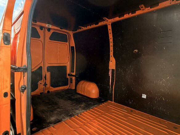 2015 Renault Master, оранжевый, 1699000 рублей - вид 16