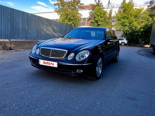 2002 Mercedes-Benz E-Класс 320 III (W211, S211), чёрный, 590000 рублей, вид 3