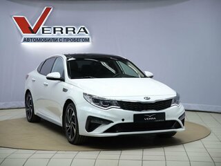 2018 Kia Optima IV Рестайлинг, белый, 1450000 рублей, вид 3