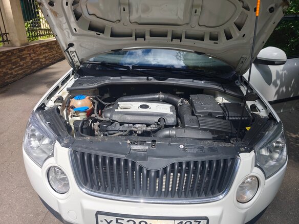 2012 Skoda Yeti I, белый, 800000 рублей - вид 10