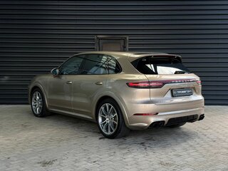2019 Porsche Cayenne III, коричневый, 4990000 рублей, вид 3