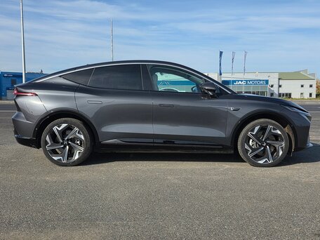 2022 Rising Auto R7 90 kWh, серый, 3600000 рублей, вид 3
