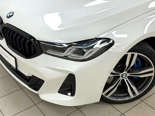 2022 BMW 6 серии Gran Turismo 630i xDrive IV (G32) Рестайлинг, белый, 7995000 рублей, вид 3