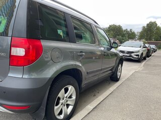 2013 Skoda Yeti I, серый, 570000 рублей, вид 5
