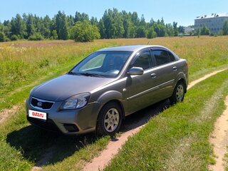 2011 Kia Rio II Рестайлинг, серебристый, 500000 рублей, вид 1