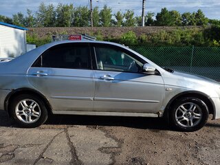 2004 Kia Cerato I, серый, 245000 рублей, вид 3