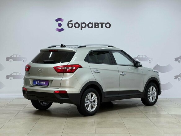 2019 Hyundai Creta I, бежевый, 1745000 рублей - вид 3
