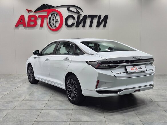 2023 Dongfeng Shine Max, белый - вид 4