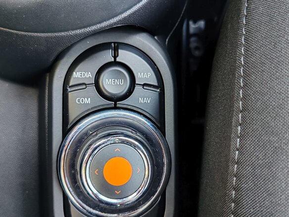 2020 Mini Hatch Cooper III (F55/F56) Рестайлинг, чёрный, 2200000 рублей - вид 25