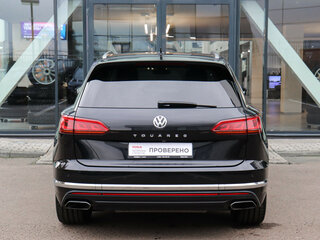 2019 Volkswagen Touareg III, чёрный, 5099000 рублей, вид 5