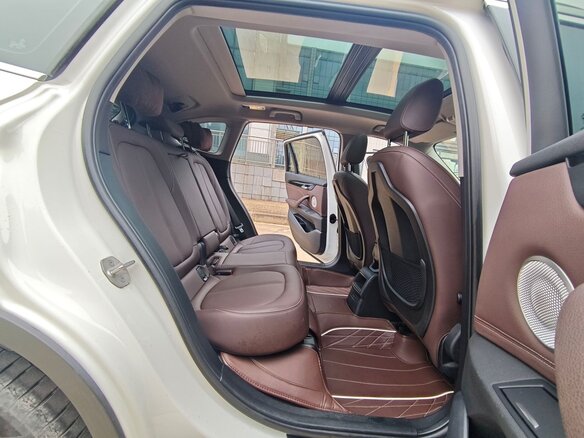 2022 BMW X1 Long 20Li sDrive II (F48) Рестайлинг, зелёный, 2264000 рублей - вид 15
