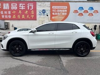 2020 Mercedes-Benz GLA 200 I (X156) Рестайлинг, белый, 1800000 рублей, вид 4