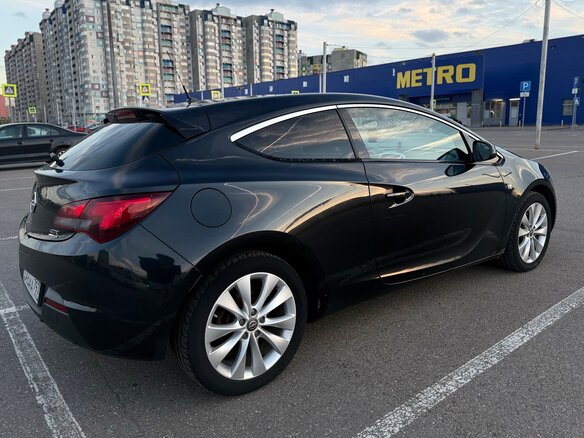 2012 Opel Astra GTC J Рестайлинг, чёрный, 840000 рублей - вид 5