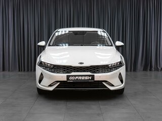 2020 Kia K5 III, белый, 1789000 рублей, вид 3